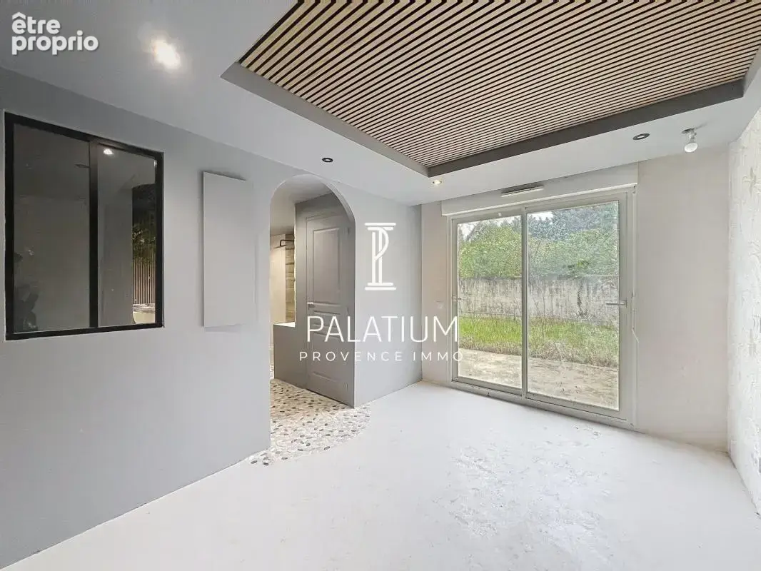 Appartement T2 entièrement rénové de 34 m² – L'Isle-sur-la-Sorgue, projet atypique - photo 13