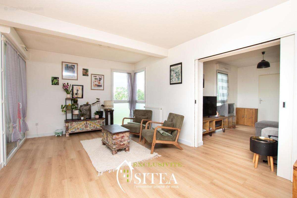 Appartement à COLOMIERS