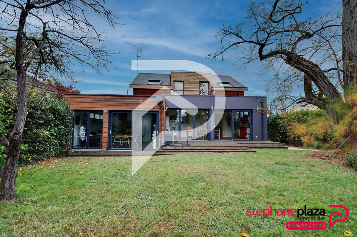 Maison à CONFLANS-SAINTE-HONORINE