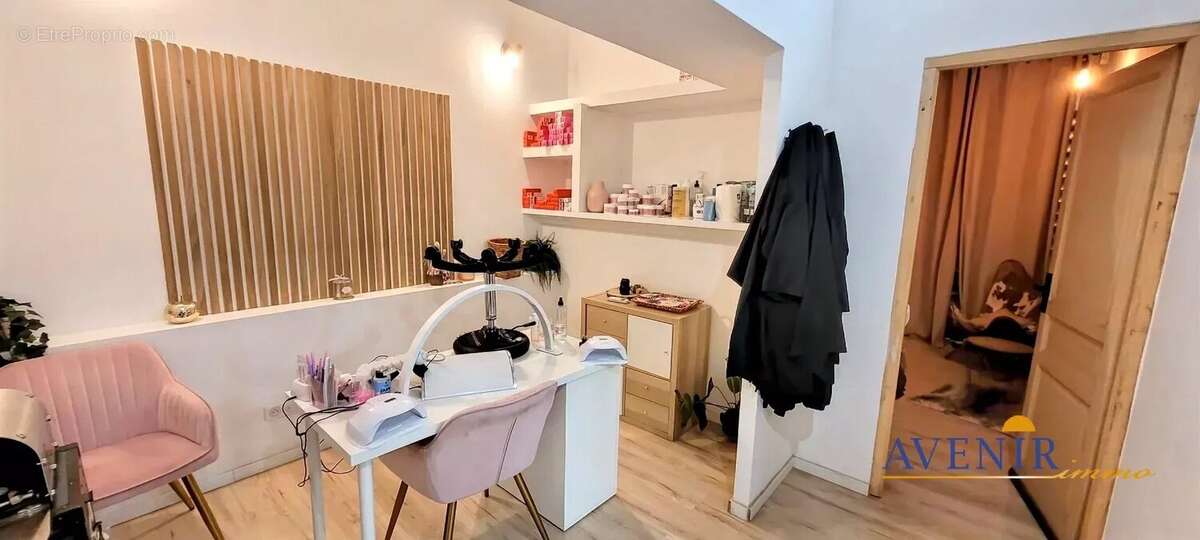 Commerce à PLAN-DE-CUQUES