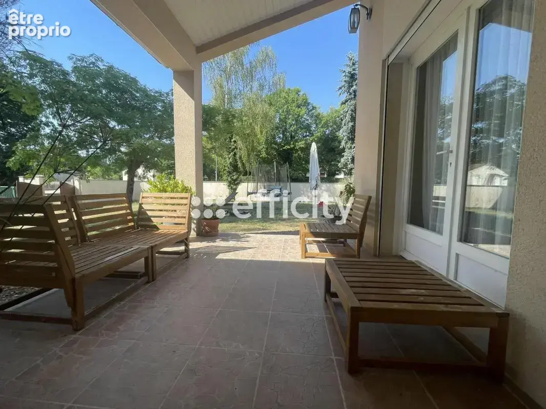 Maison 6 pièces 144 m² à vendre à Aigre (16140) - photo 2