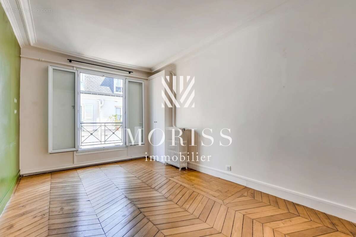 Appartement à PARIS-9E
