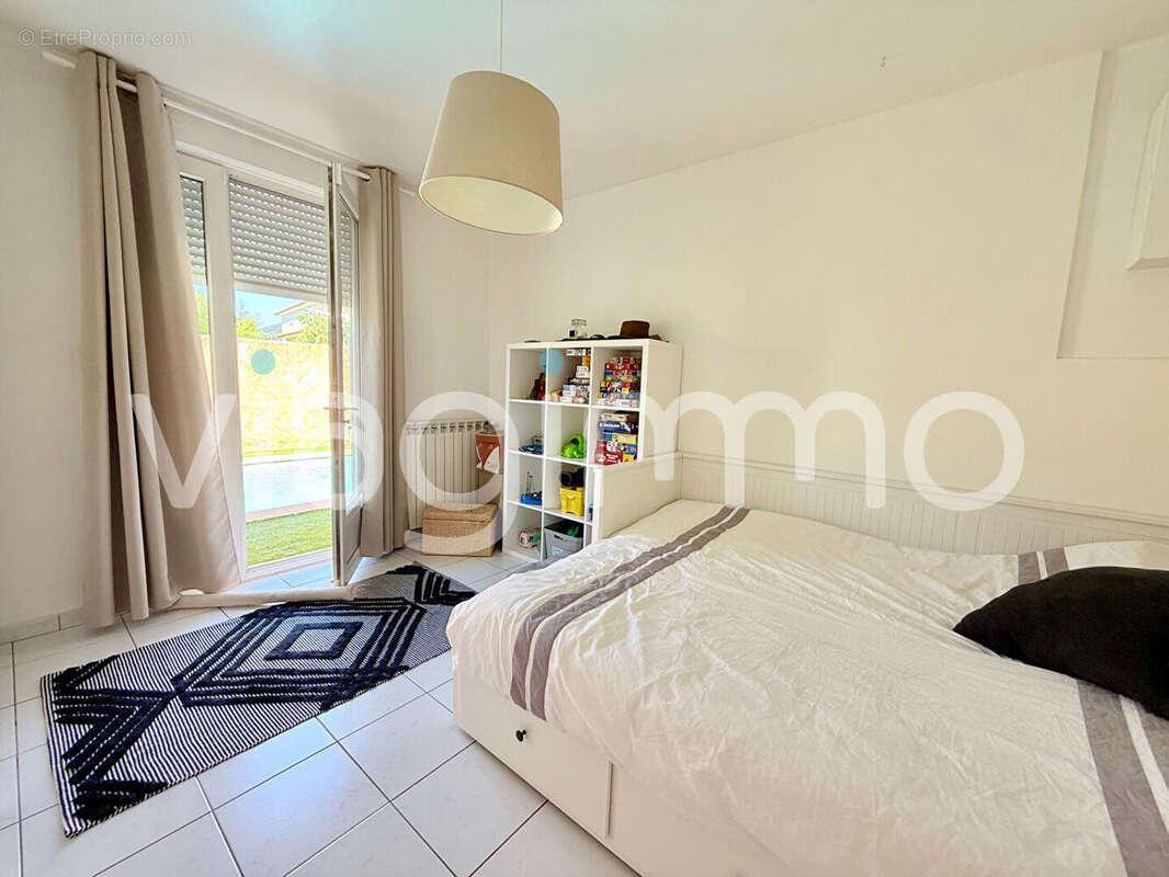 Maison à PUGET-VILLE