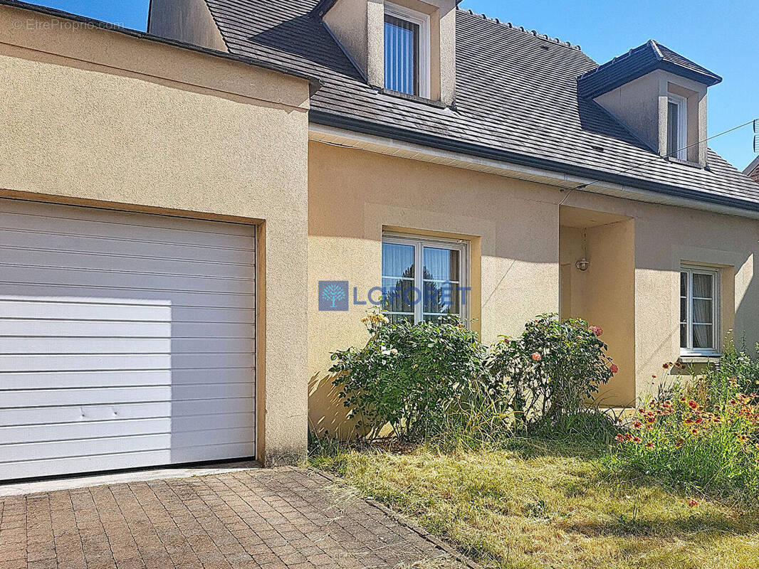 Maison à TERGNIER