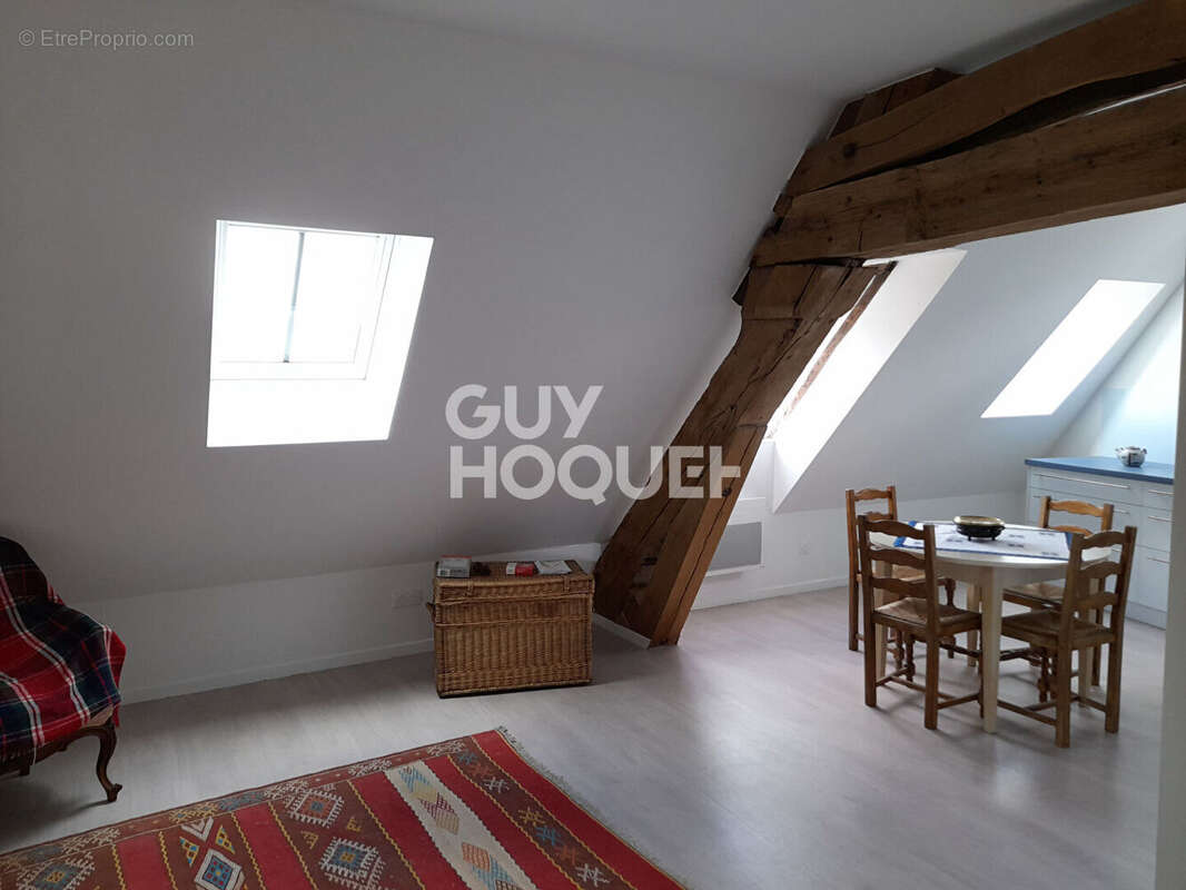 Appartement à MORET-SUR-LOING
