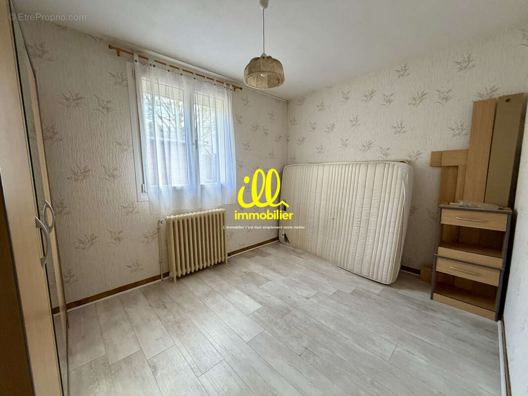 Maison 88 m² à Charleville-Mezieres  - photo 8
