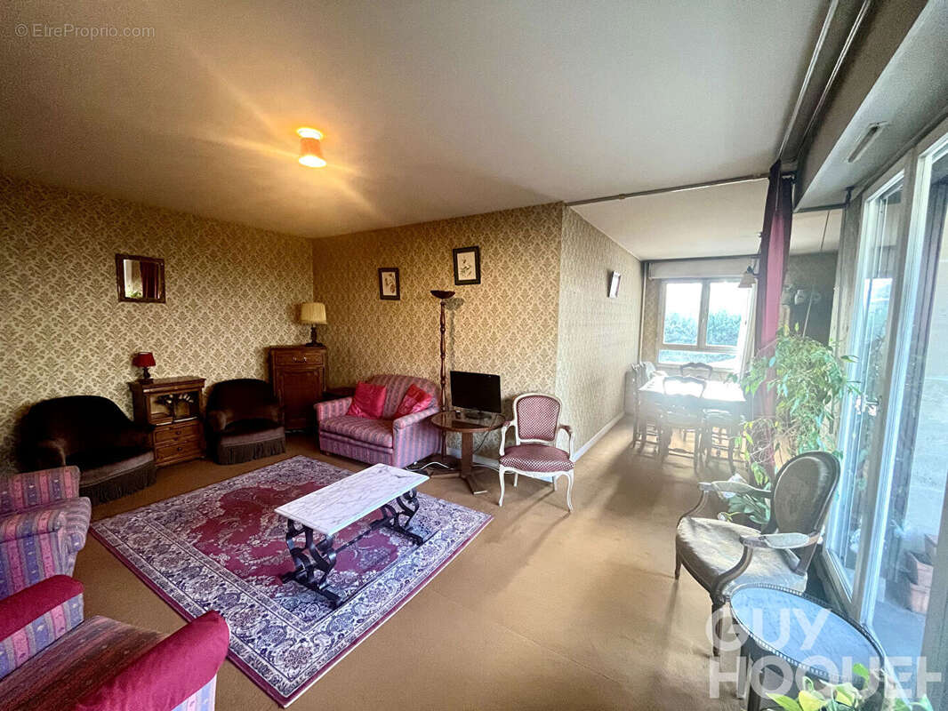 Appartement à VERSAILLES