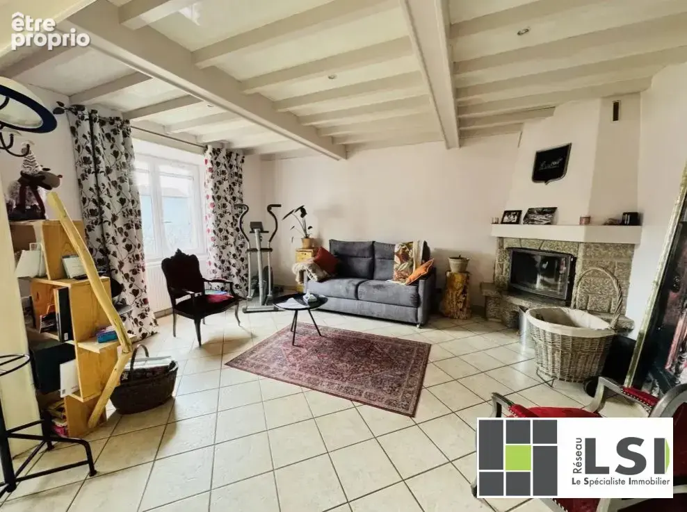 Maison 7 pièces 176 m² à vendre à Saint-Christophe-D'allier (43340) - photo 2
