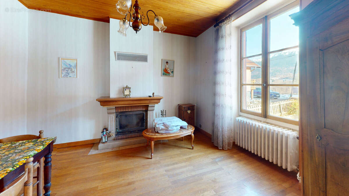 Maison à SAINT-MARTIN-D'URIAGE