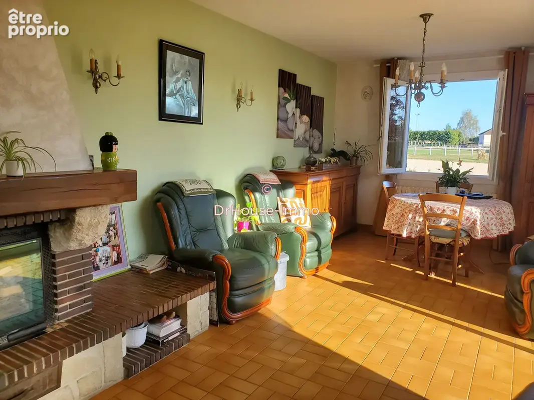 Maison 6 pièces 96 m² à vendre à Illiers-Combray (28120) - photo 8