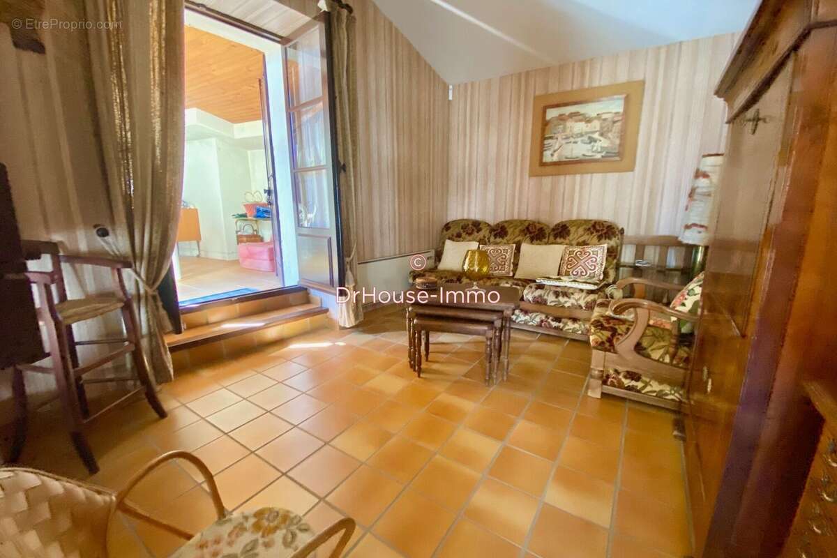 Maison à CAVANAC