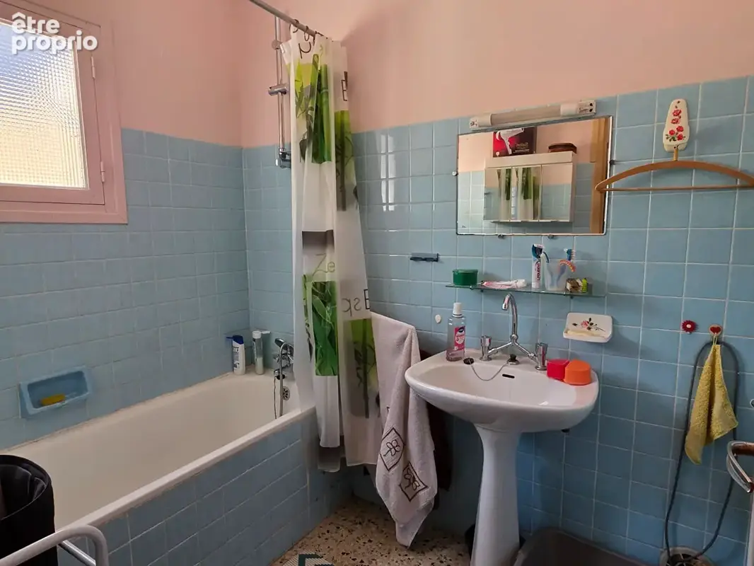 Maison de village avec cour attenante - photo 4