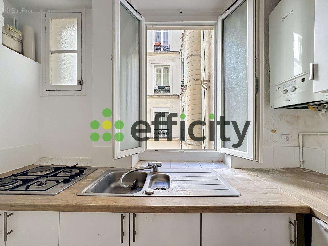 Appartement à PARIS-7E