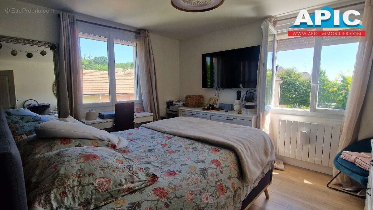 Maison 81 m² à Groslay  - photo 9