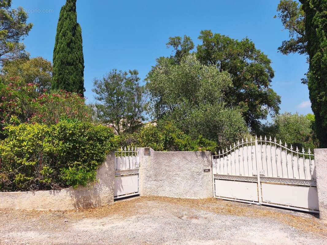 Maison 134 m² à Saint-Raphael  - photo 9