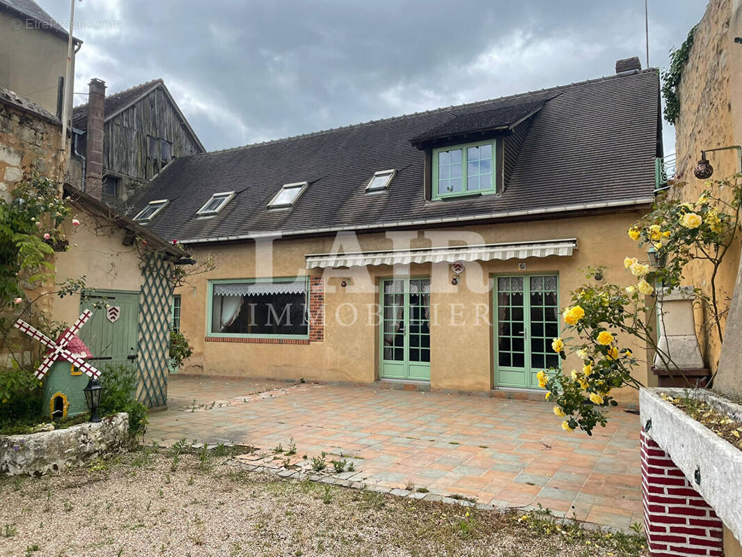 Maison à MORTAGNE-AU-PERCHE