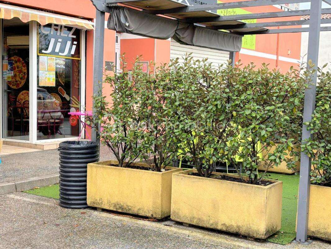 Commerce à ROCBARON