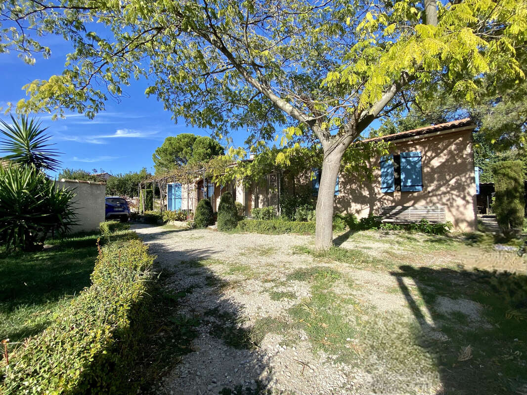 Maison à SAINT-ETIENNE-DU-GRES