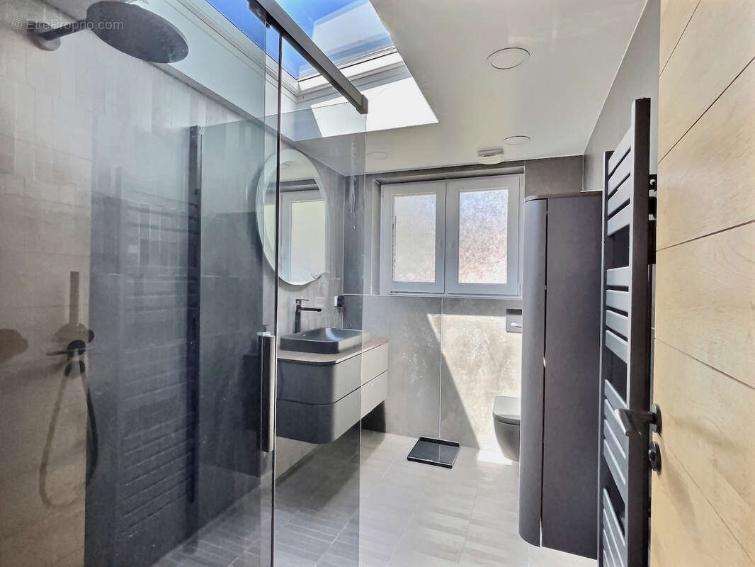 Maison à DIVONNE-LES-BAINS