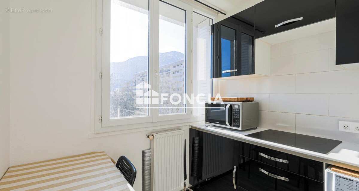 Appartement à ECHIROLLES