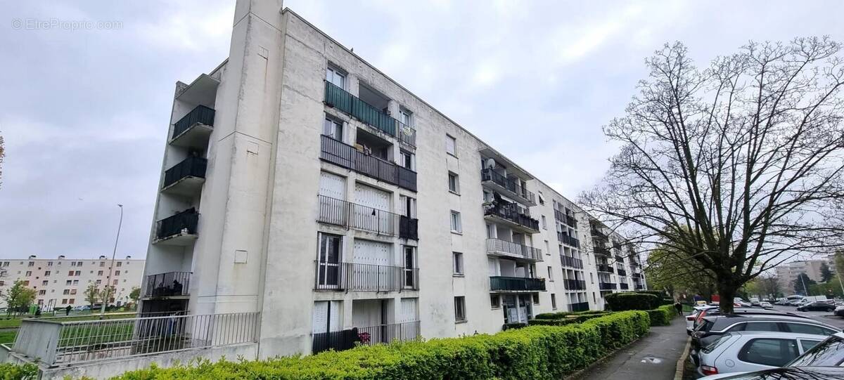 Appartement à GARGES-LES-GONESSE