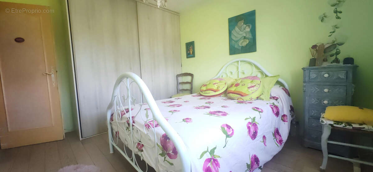 Plain pied de 94m2 - terrain 4200m2 - photo 3