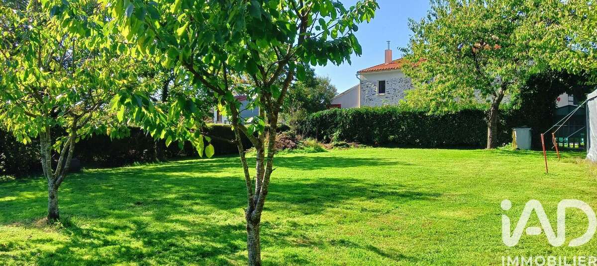 Photo 3 - Terrain à LE FUILET