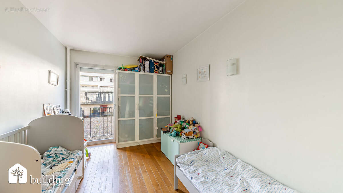 A vendre - Levallois-Perret - Anatole France - Appartement 3 pièces de 60.07m² avec balcon de 5m2 - photo 11