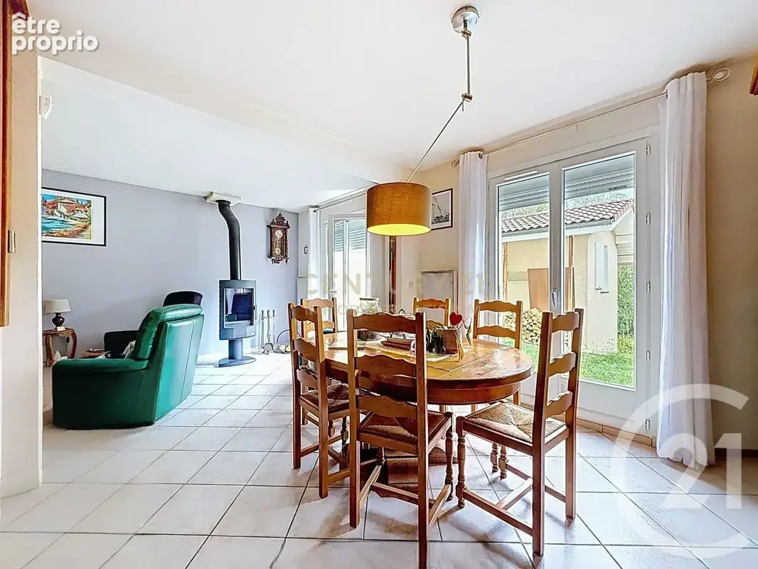 Maison 4 pièces 100 m² à vendre à Villefontaine (38090) - photo 3