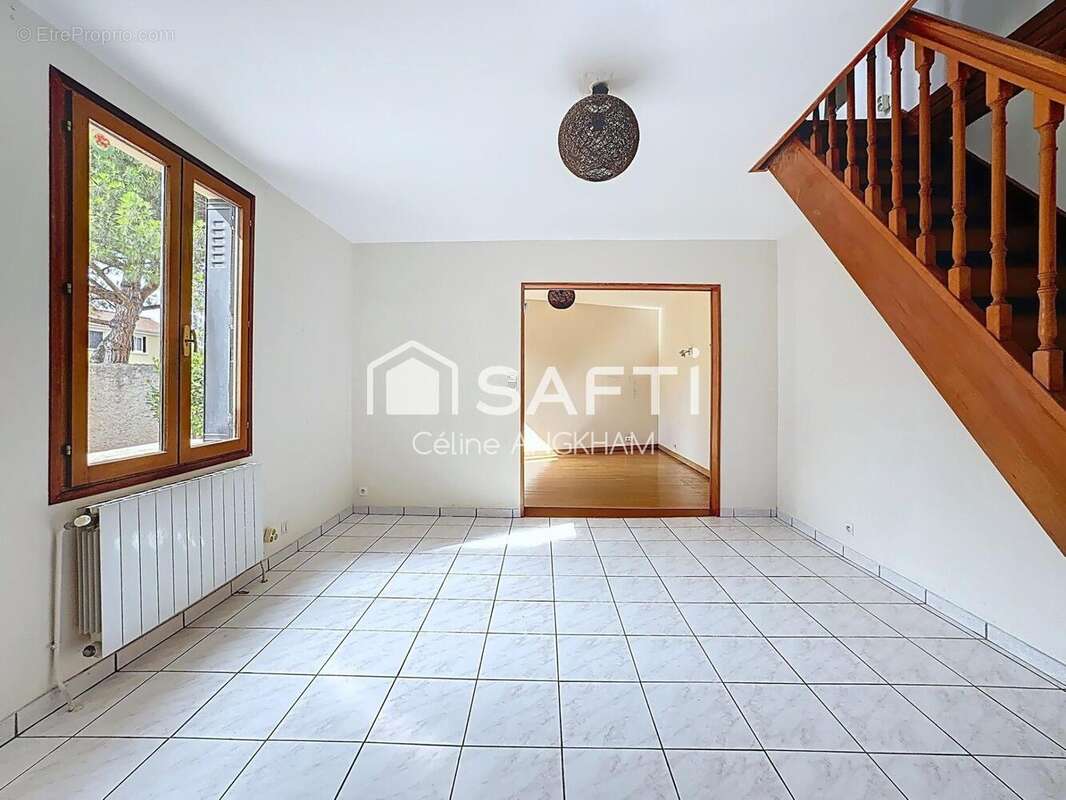 Photo 2 - Maison à CARRIERES-SUR-SEINE