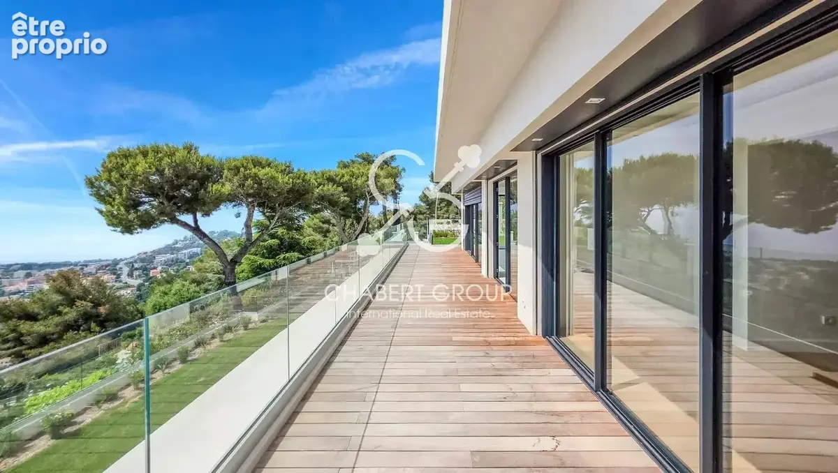 Roquebrune-cap-martin - villa - 5 pièces - 238 m² - vue mer d'exception - terrain de 2 020 m² - terrasse de 70 m² - piscine - do - photo 7