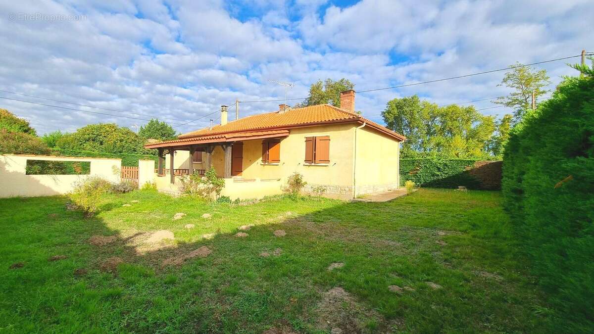 Maison à CASTELSARRASIN