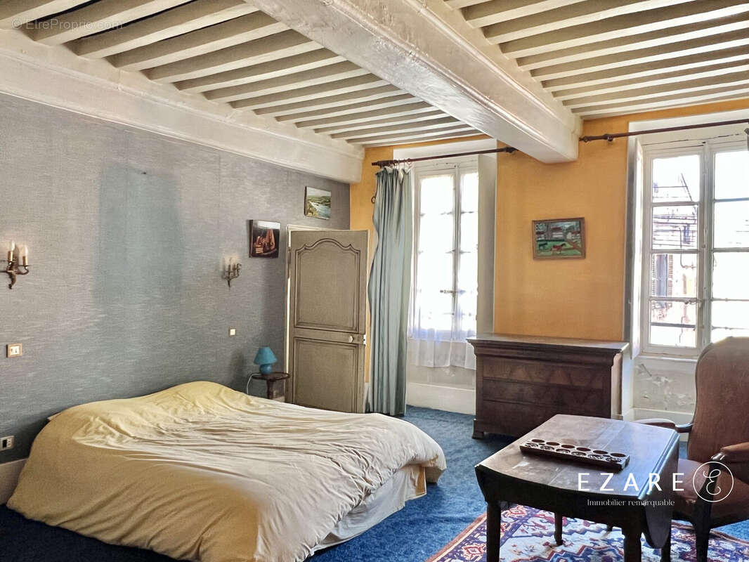 Maison 266 m² à Saulieu  - photo 7