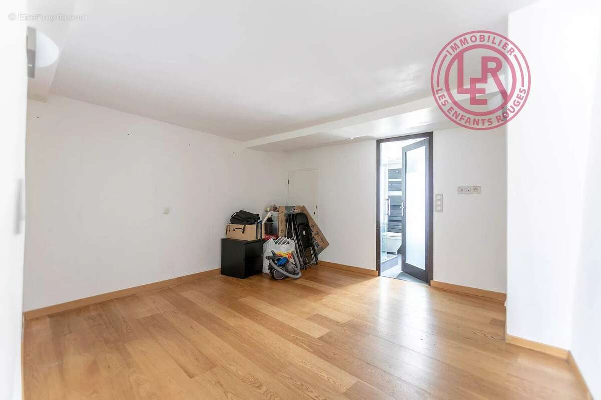 Appartement à PARIS-12E