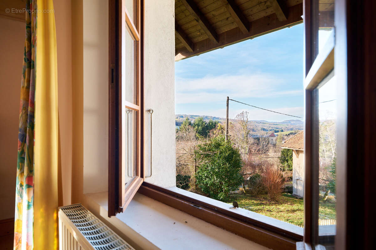 Maison à EVIRES