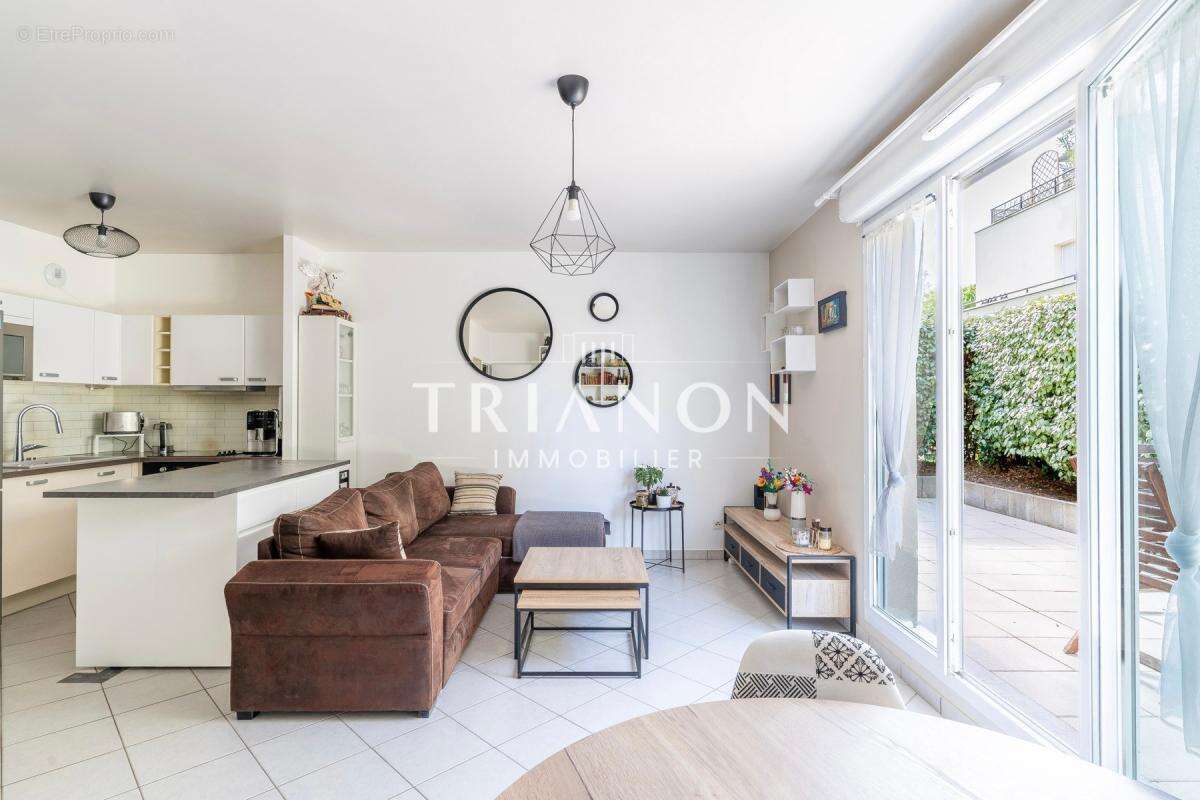 Appartement à VERNEUIL-SUR-SEINE