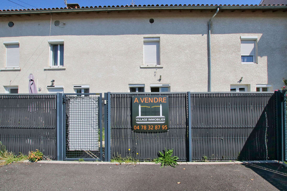 Appartement à TIGNIEU-JAMEYZIEU