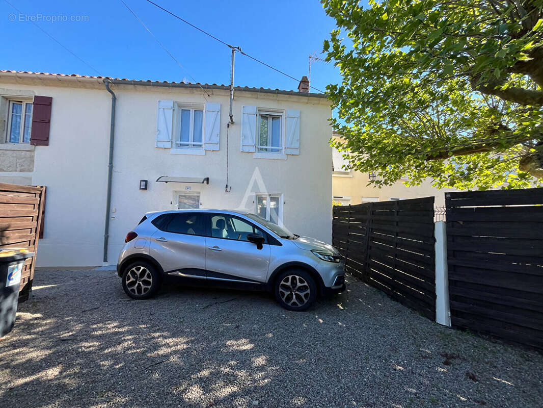 Maison 88 m² à Pissotte  - photo 2