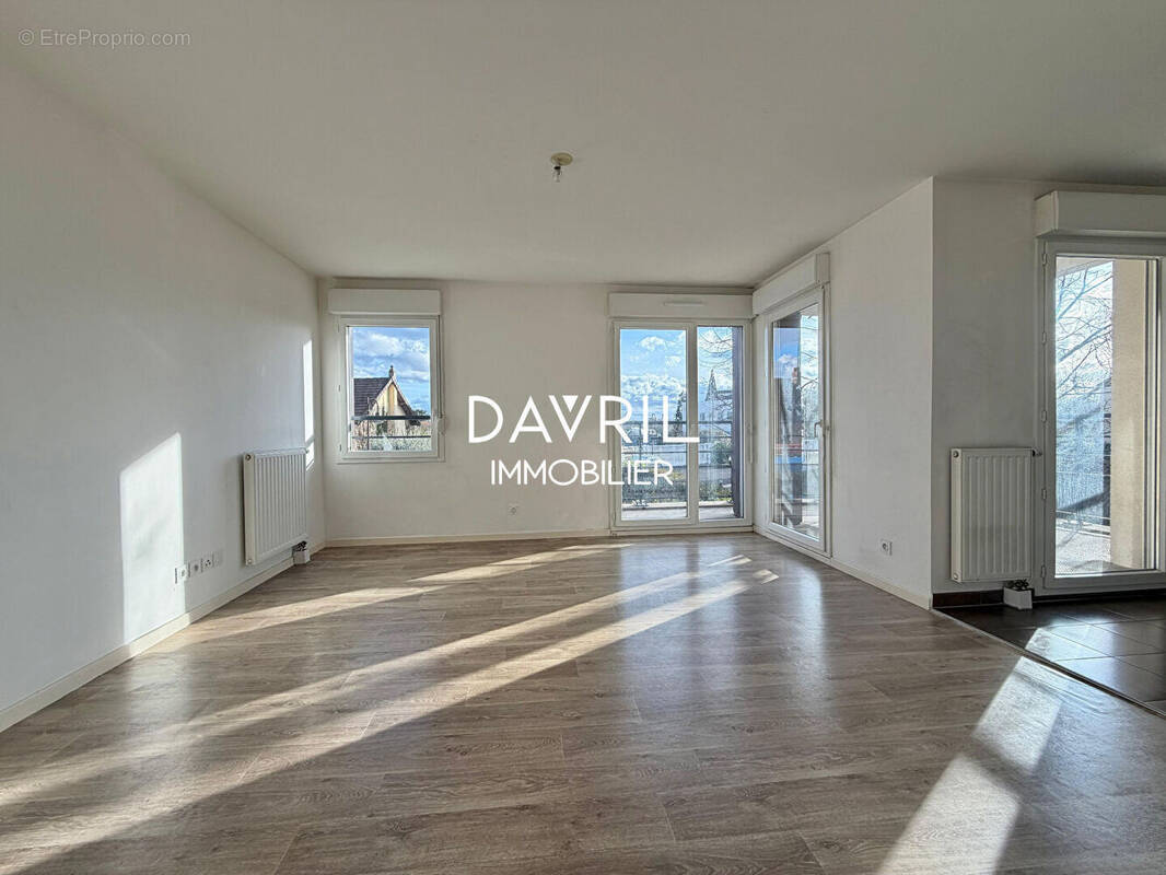 Appartement à ERAGNY