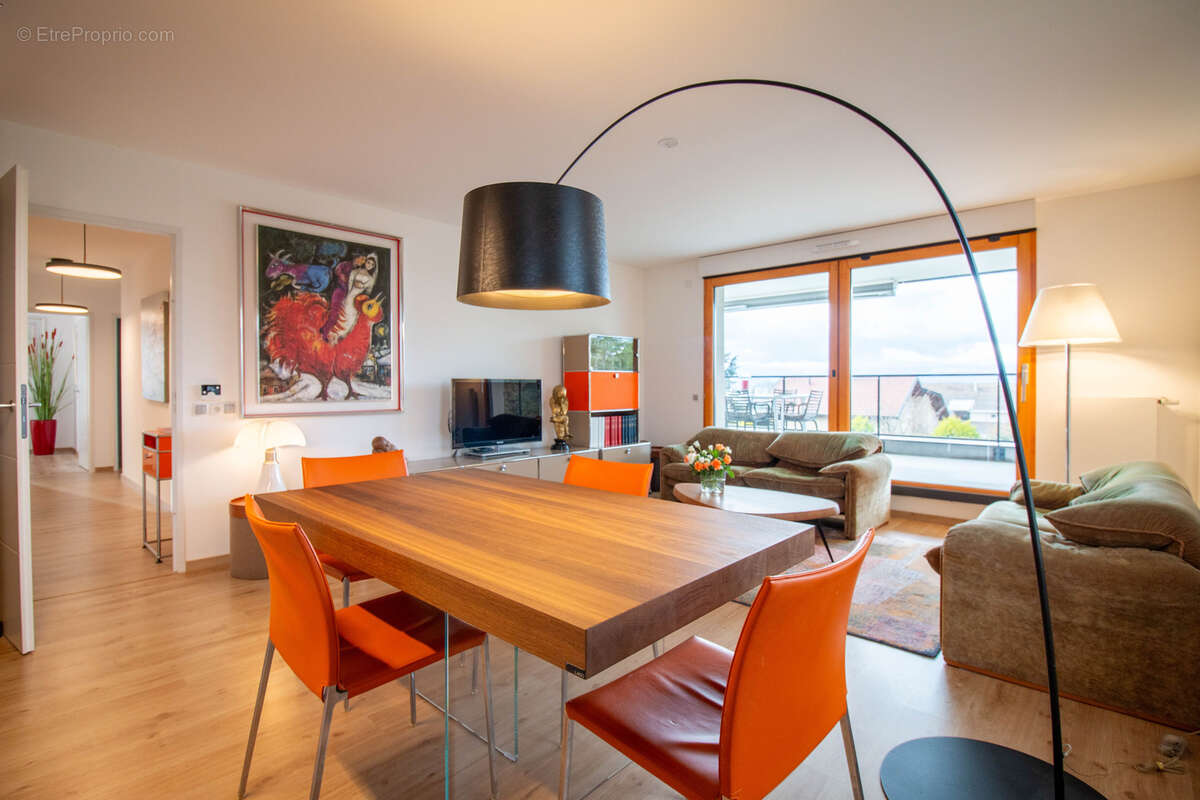 Appartement à ANTHY-SUR-LEMAN