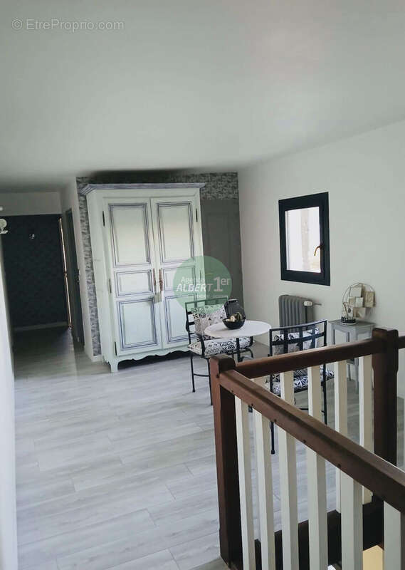 Maison à LA NEUVILLE-CHANT-D'OISEL