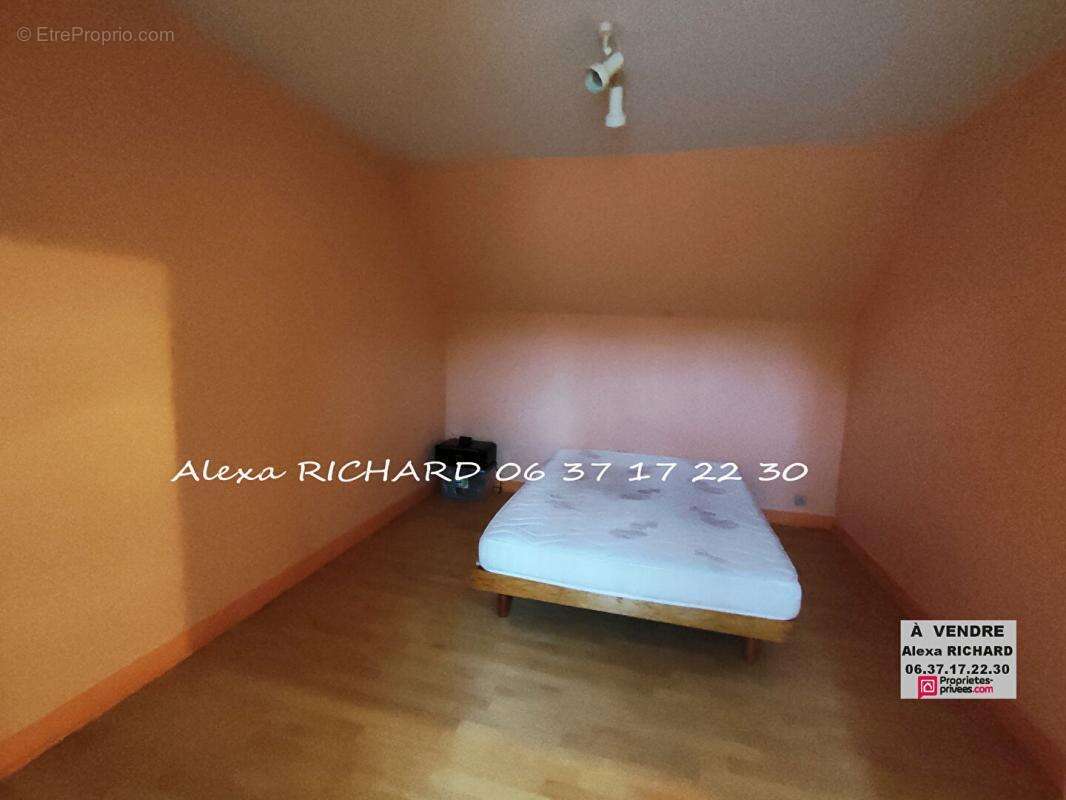 Maison à LA FERRIERE-SUR-RISLE