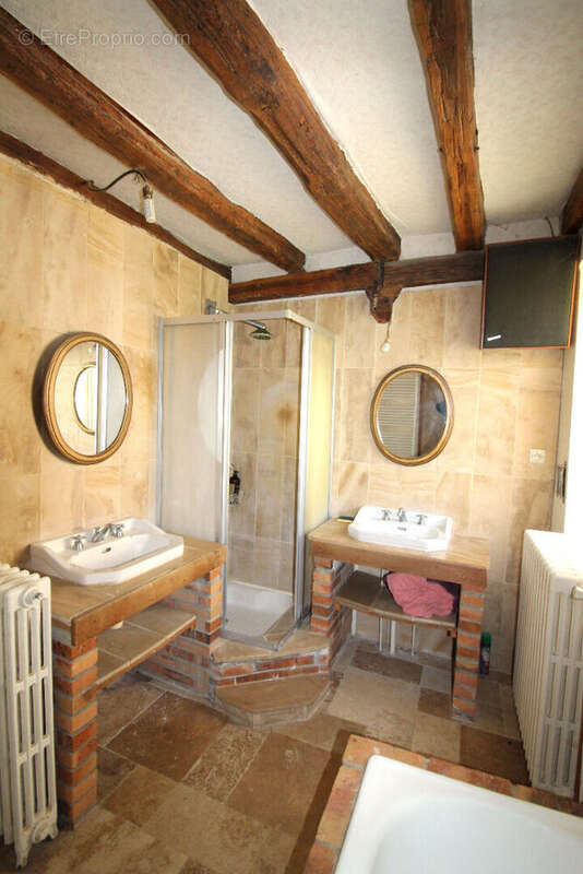 Maison à FLAVIGNEROT