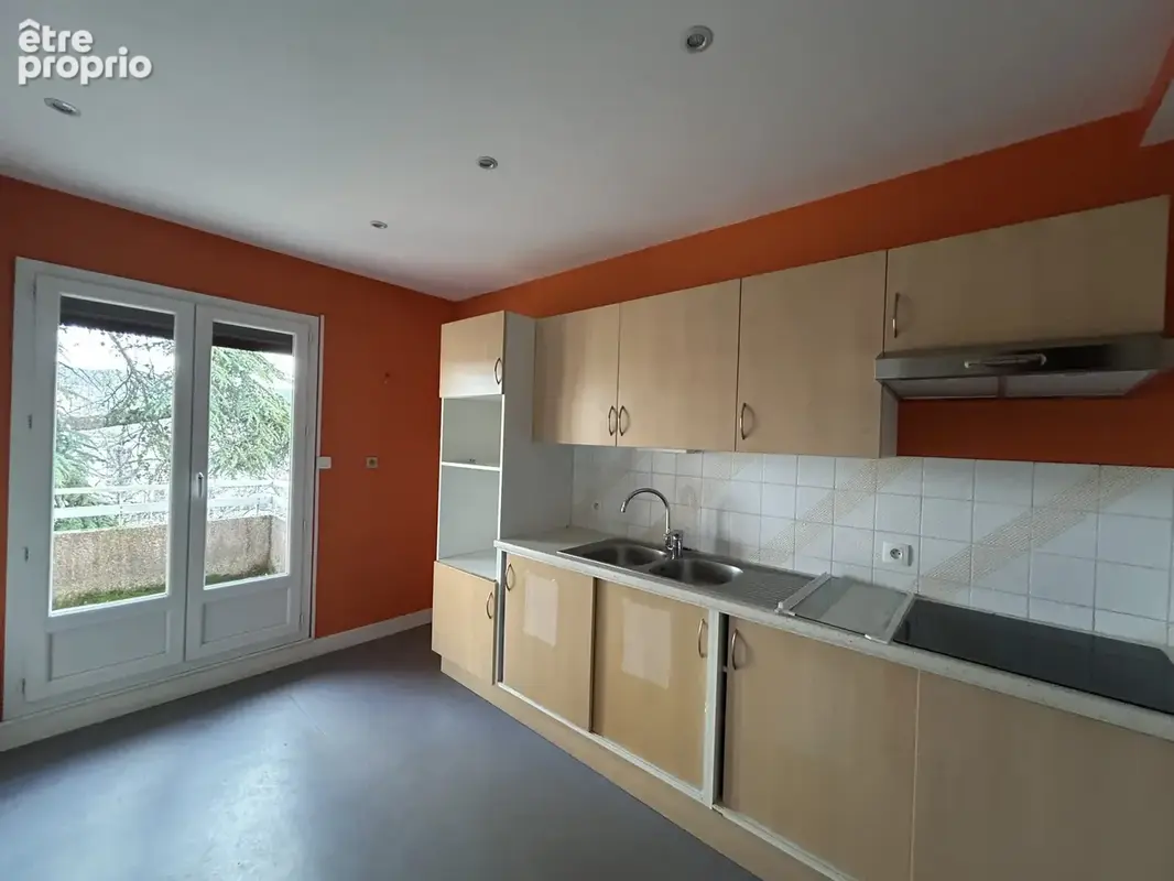 Appartement 6 pièces 121 m² à vendre à Privas (07000) - photo 5