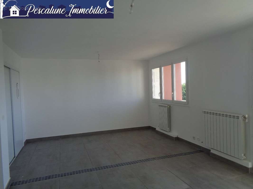 Appartement à LUNEL