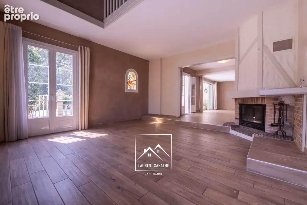 PAU (64) –  À VENDRE - Maison familiale de 213 m² - 5 chambres, bureau et piscine - photo 7