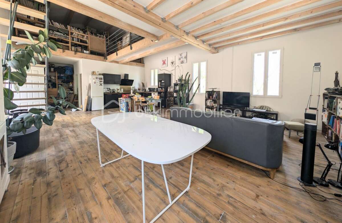 Appartement à CLERMONT-L&#039;HERAULT