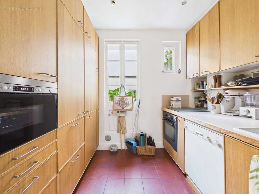 Appartement à PARIS-9E