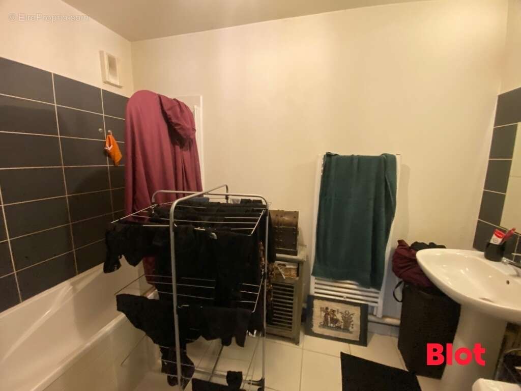 Appartement à SENE