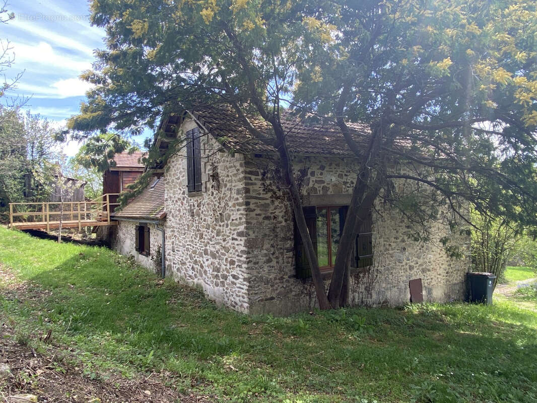 Maison à JUILLAC